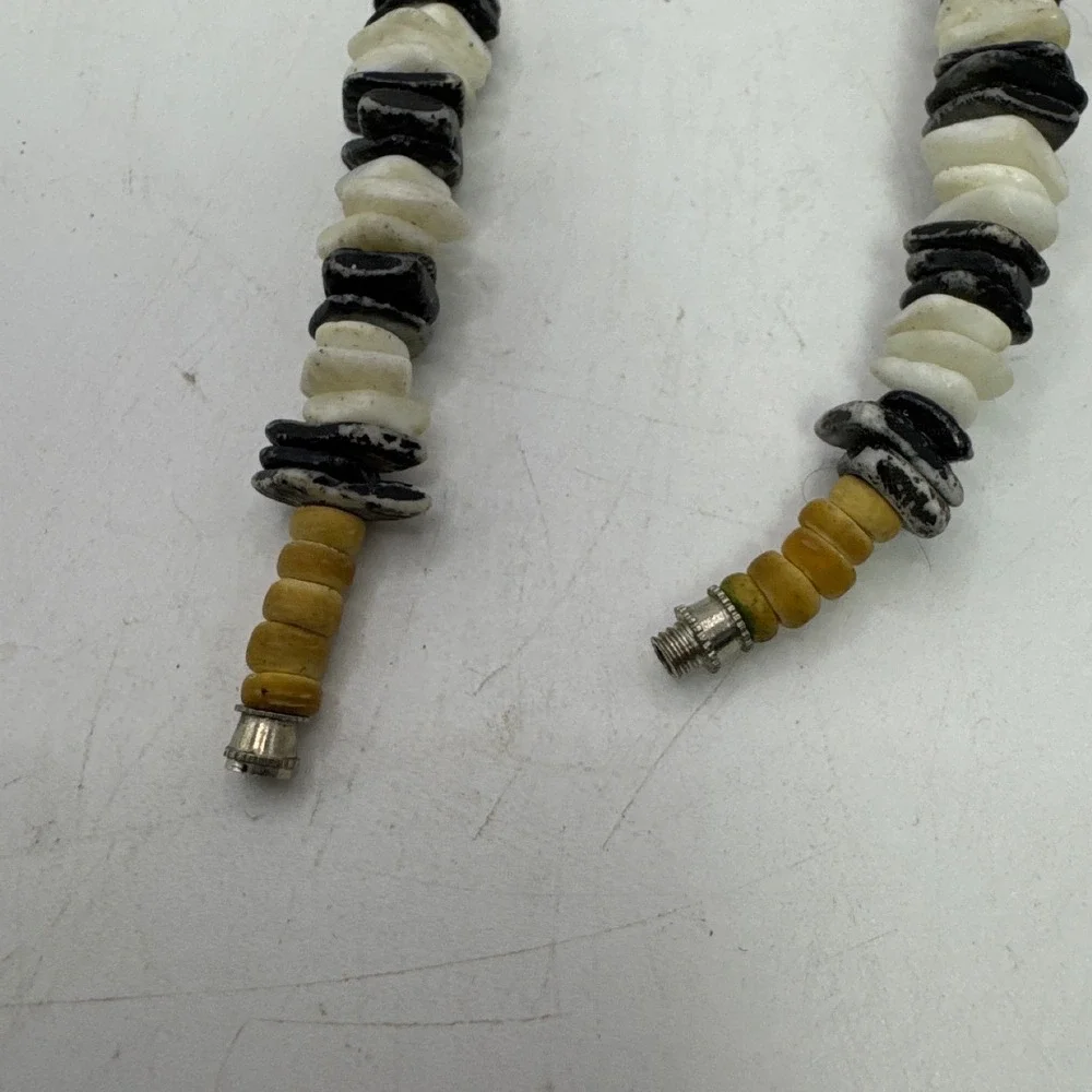 Vintage Black and White Puka Shell Necklace 18 Inch Surfer Beach Barrel Clasp
